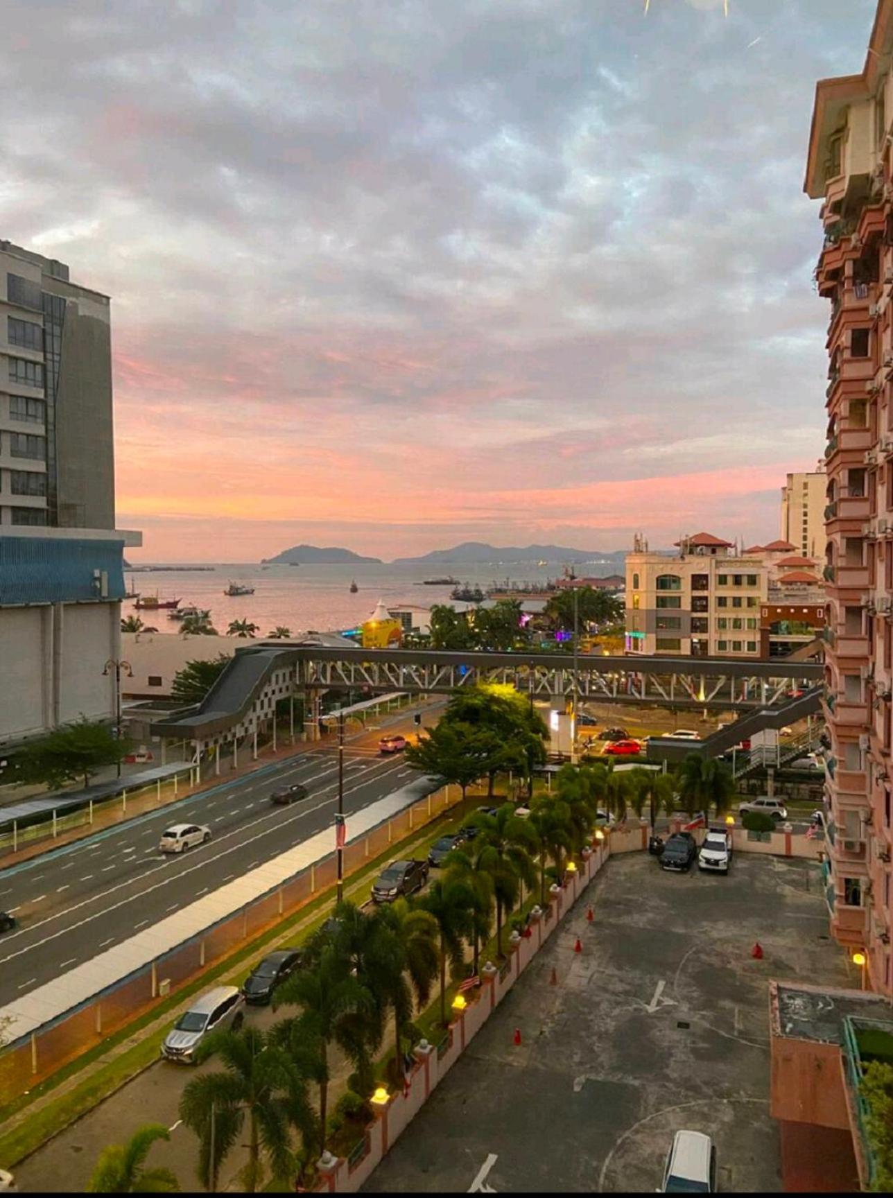 Jj Homes Marina Court Kota Kinabalu Exteriör bild